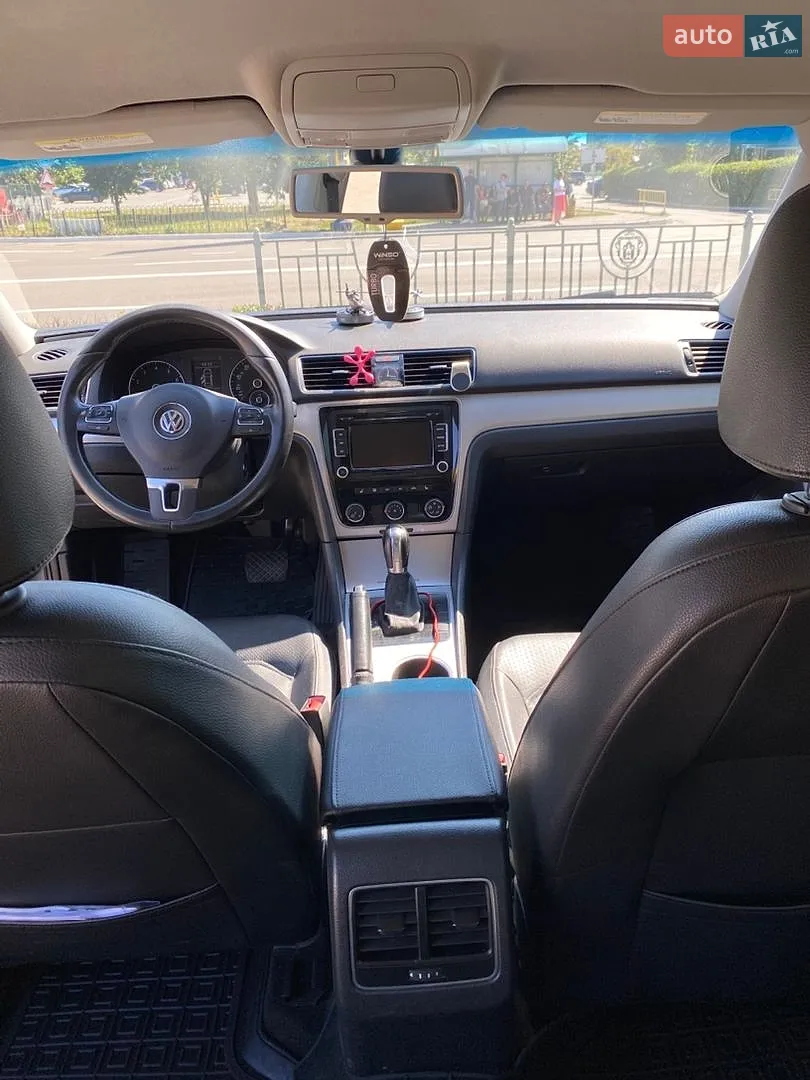 2012 Volkswagen Passat - мініатюра 10