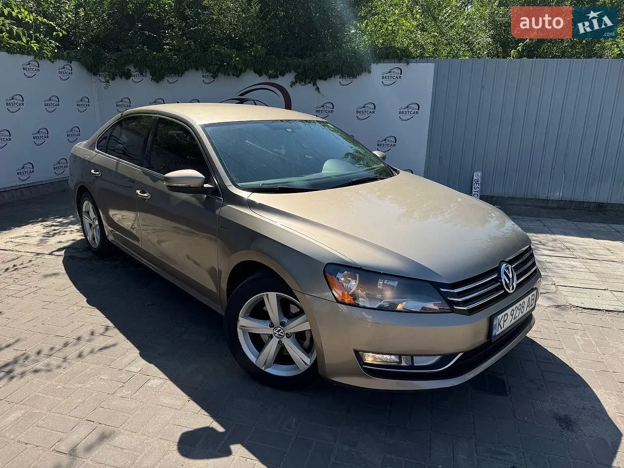 2015 Volkswagen Passat - мініатюра 2