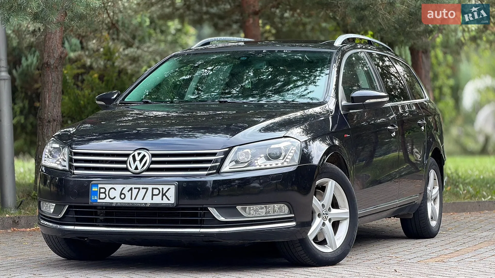 2011 Volkswagen Passat - мініатюра 32