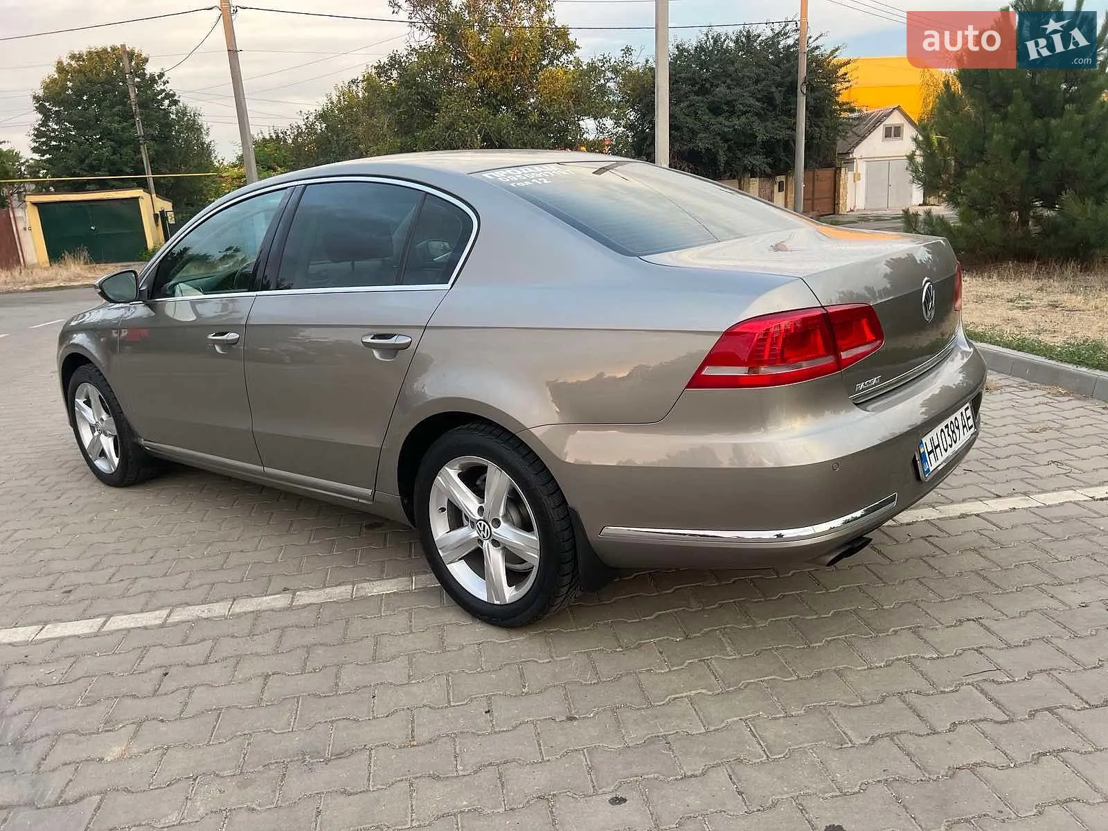 2012 Volkswagen Passat - мініатюра 2