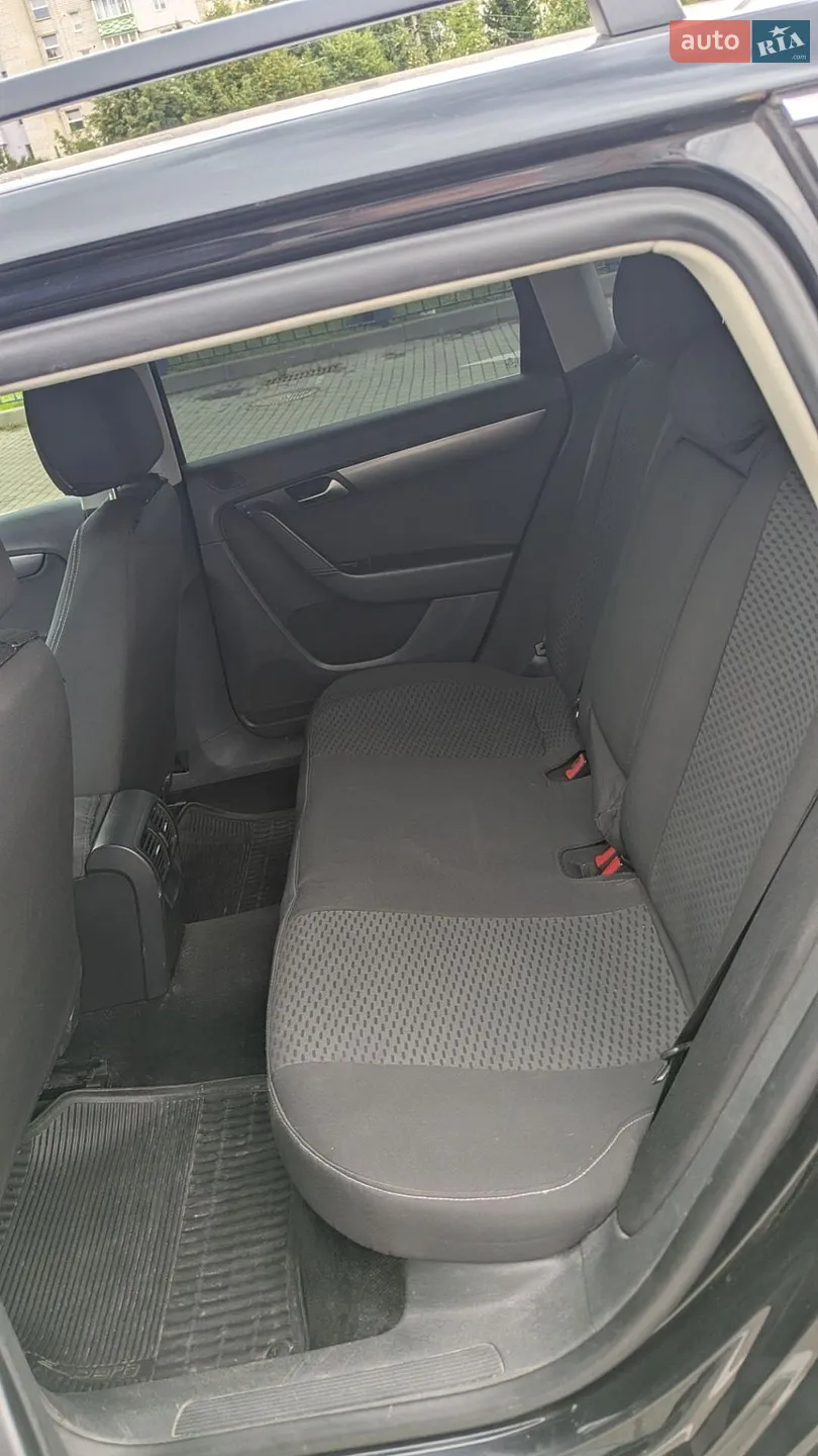 2011 Volkswagen Passat - мініатюра 21