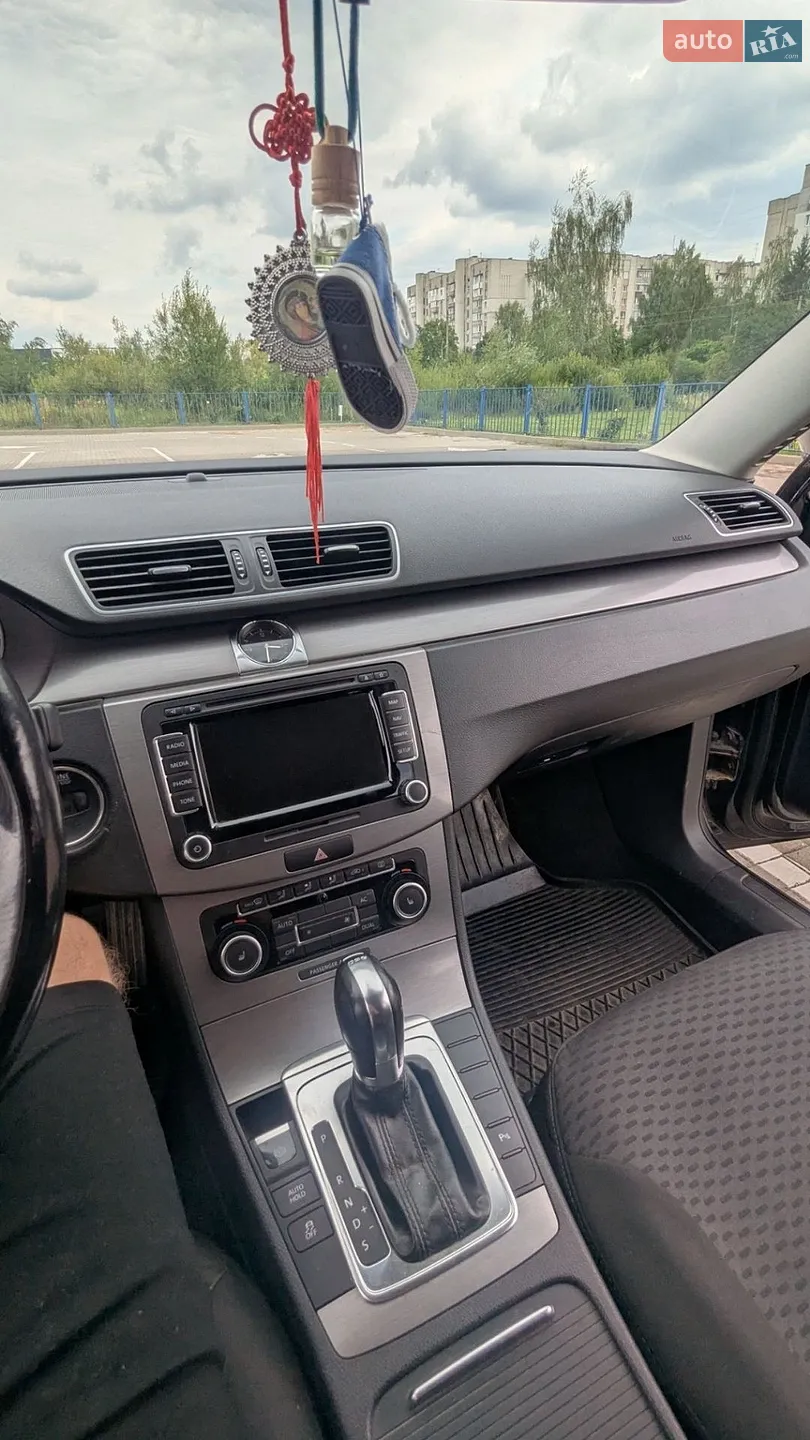 2011 Volkswagen Passat - мініатюра 33