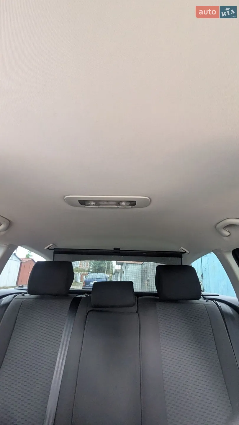 2011 Volkswagen Passat - мініатюра 41