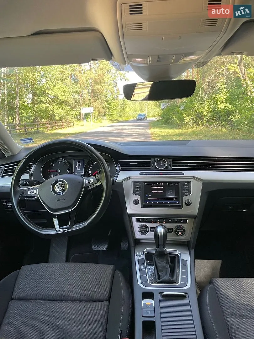 2017 Volkswagen Passat - мініатюра 23
