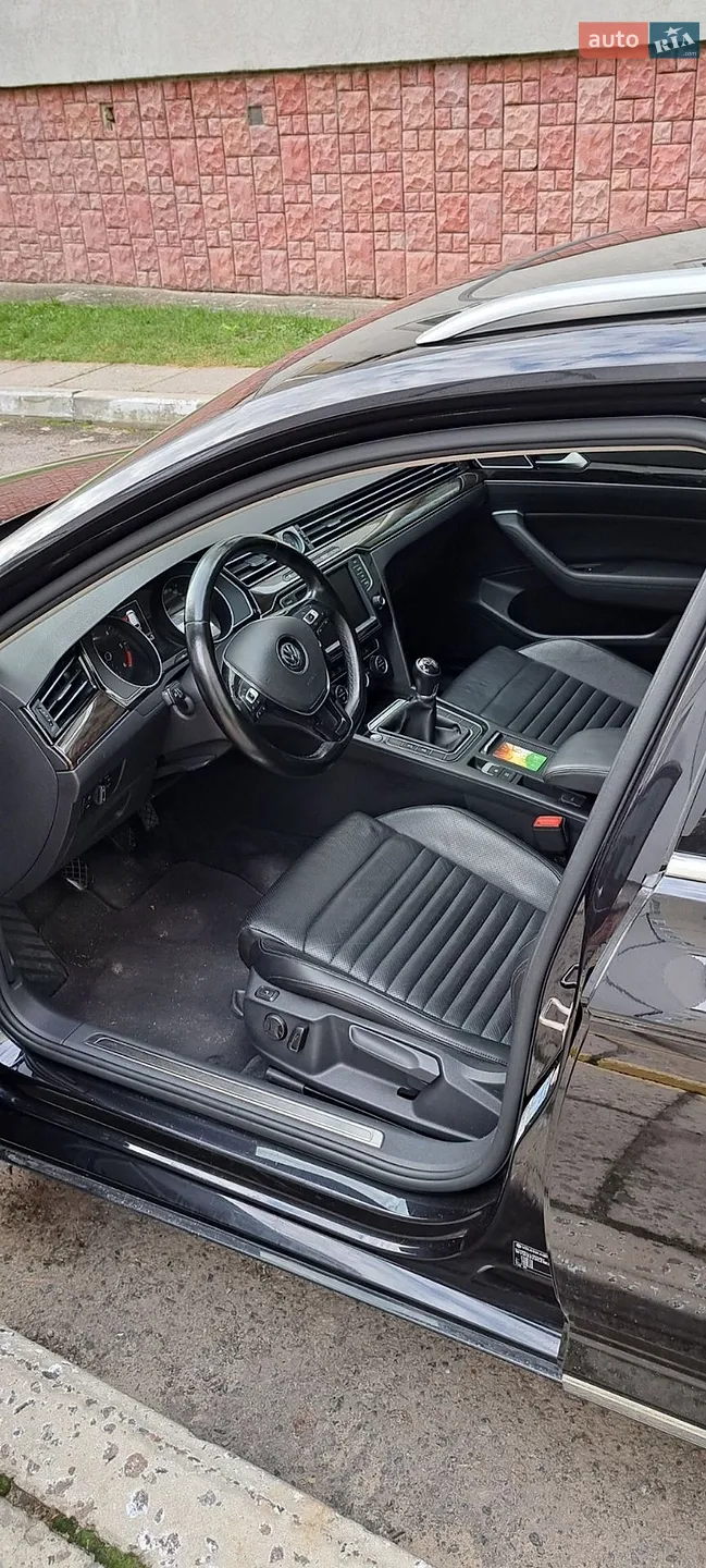 2016 Volkswagen Passat - мініатюра 14