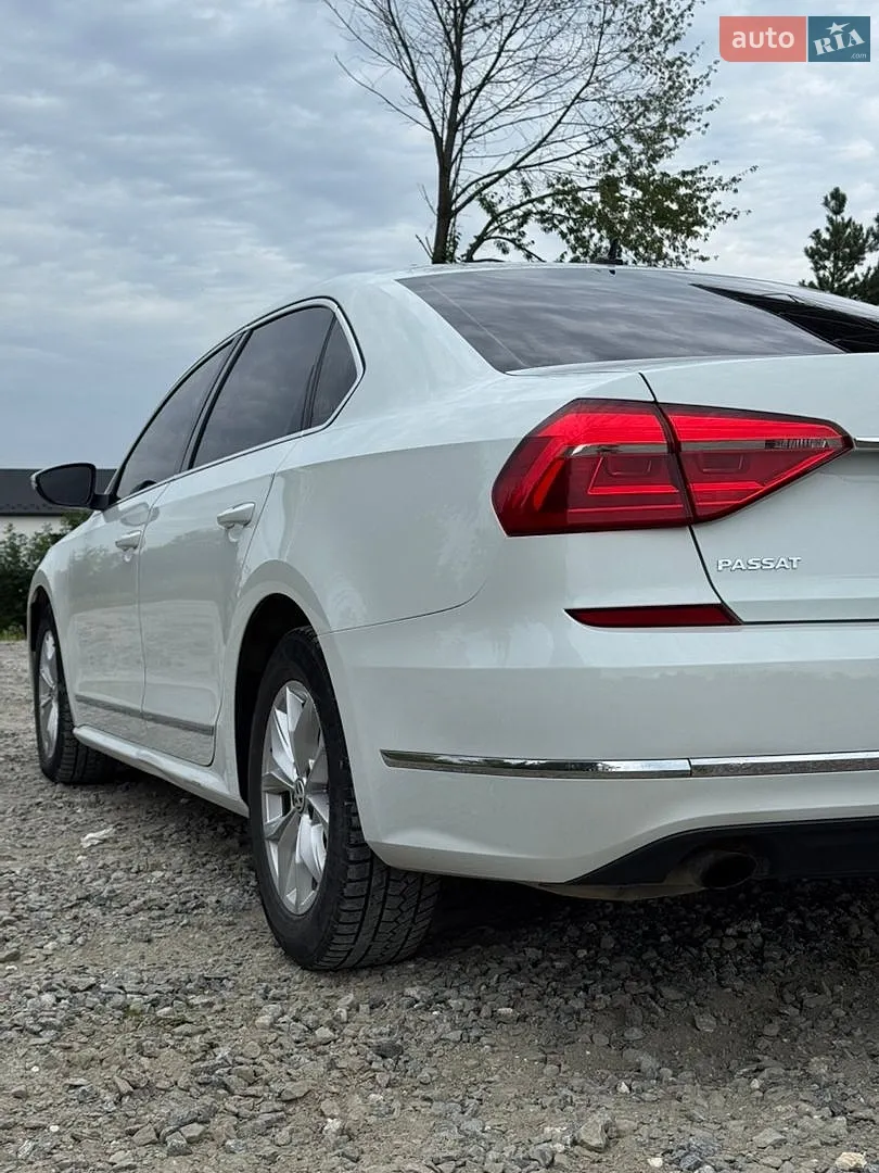 2016 Volkswagen Passat - мініатюра 11