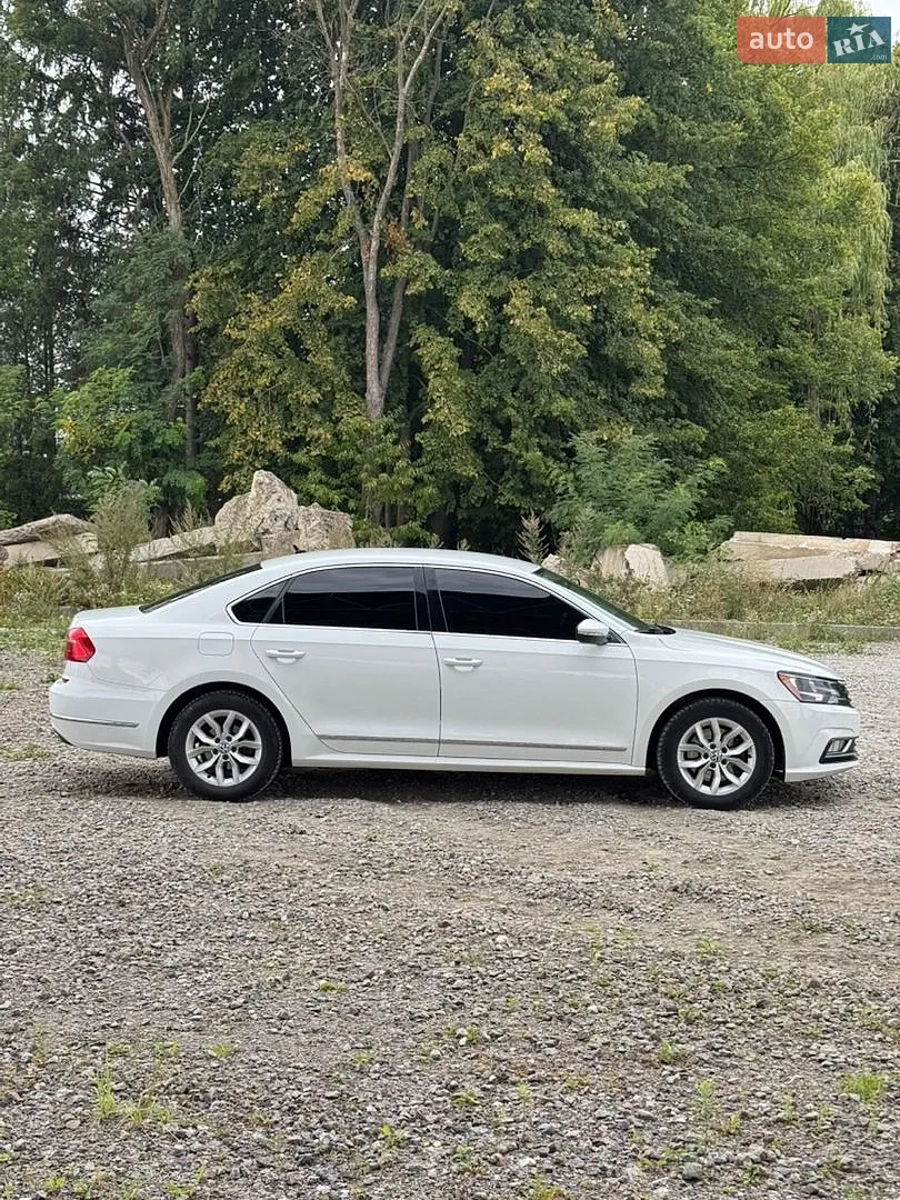 2016 Volkswagen Passat - мініатюра 22