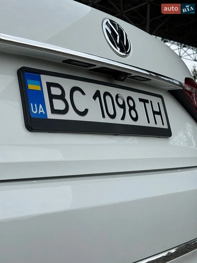 2016 Volkswagen Passat - мініатюра 24