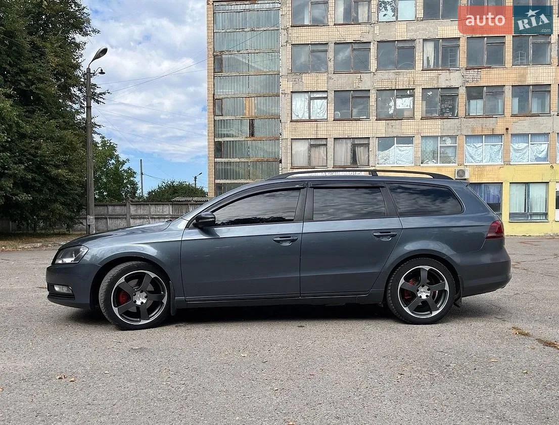 2012 Volkswagen Passat - мініатюра 2