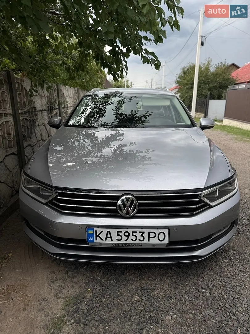 2019 Volkswagen Passat - фото 1