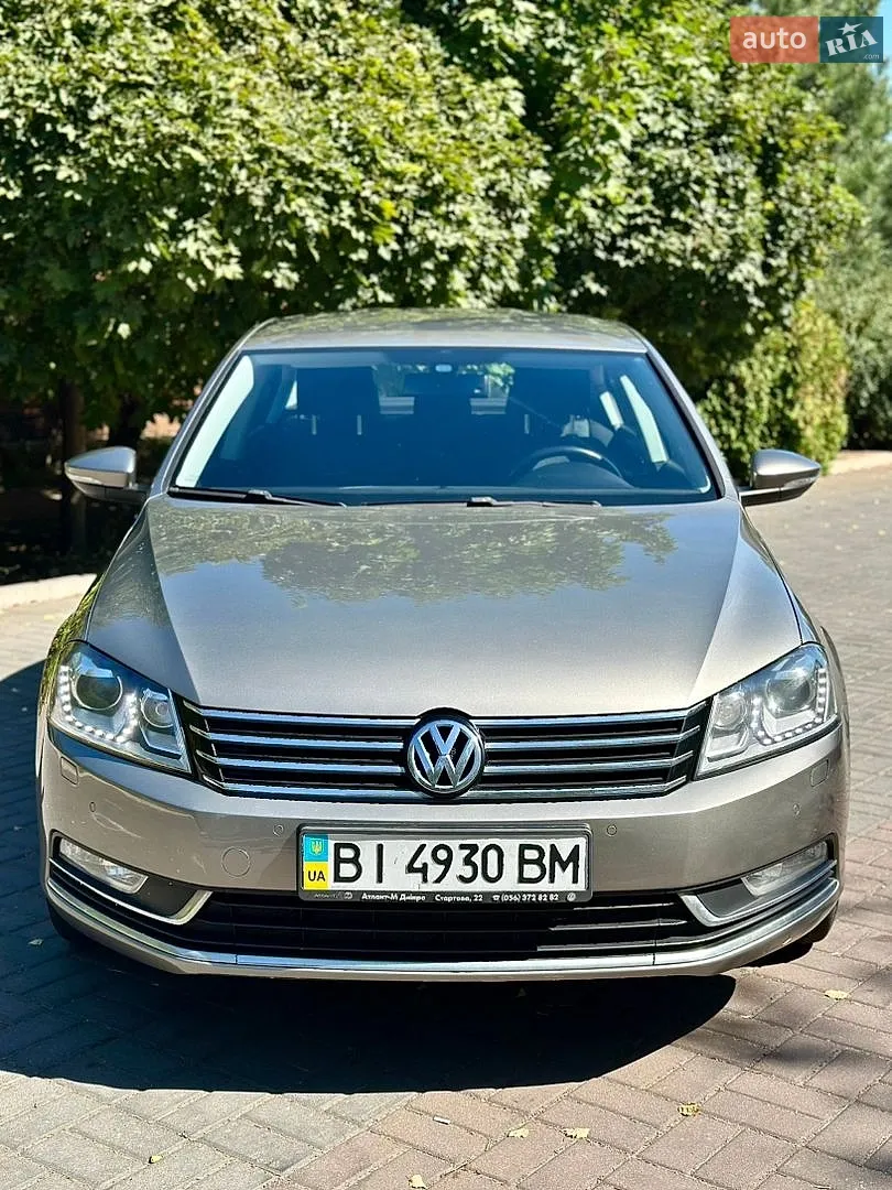 2012 Volkswagen Passat - мініатюра 8