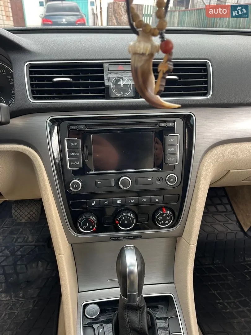 2014 Volkswagen Passat - мініатюра 11