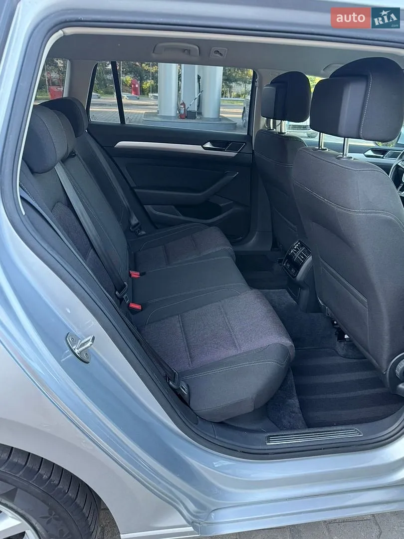 2016 Volkswagen Passat - мініатюра 39