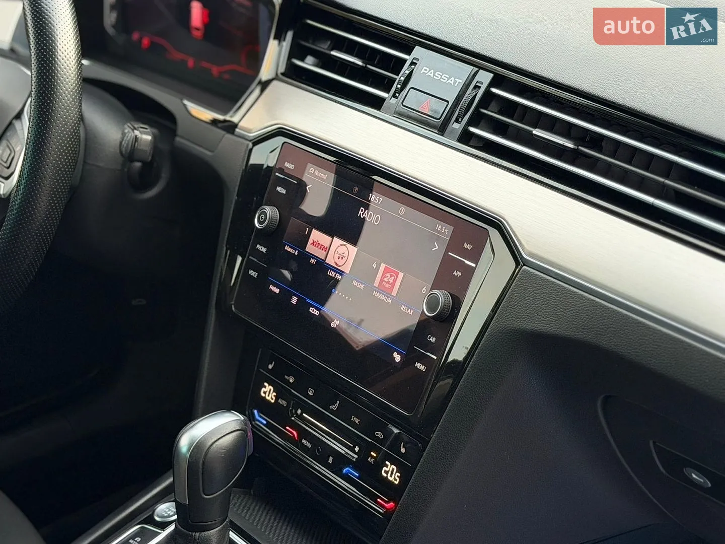2020 Volkswagen Passat - мініатюра 33