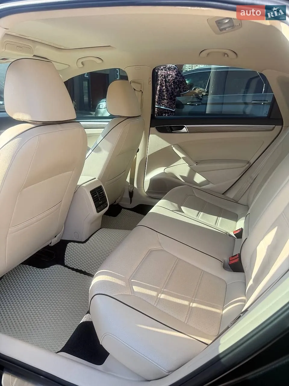 2016 Volkswagen Passat - мініатюра 6