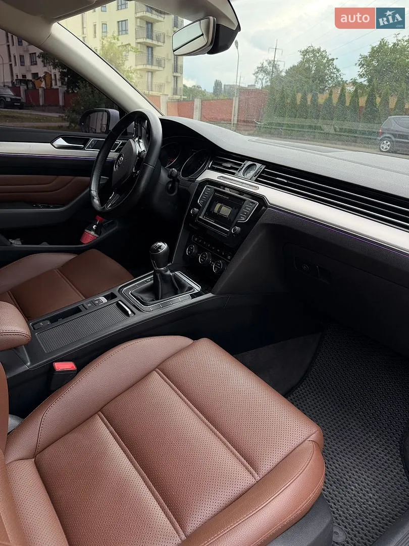 2015 Volkswagen Passat - мініатюра 19