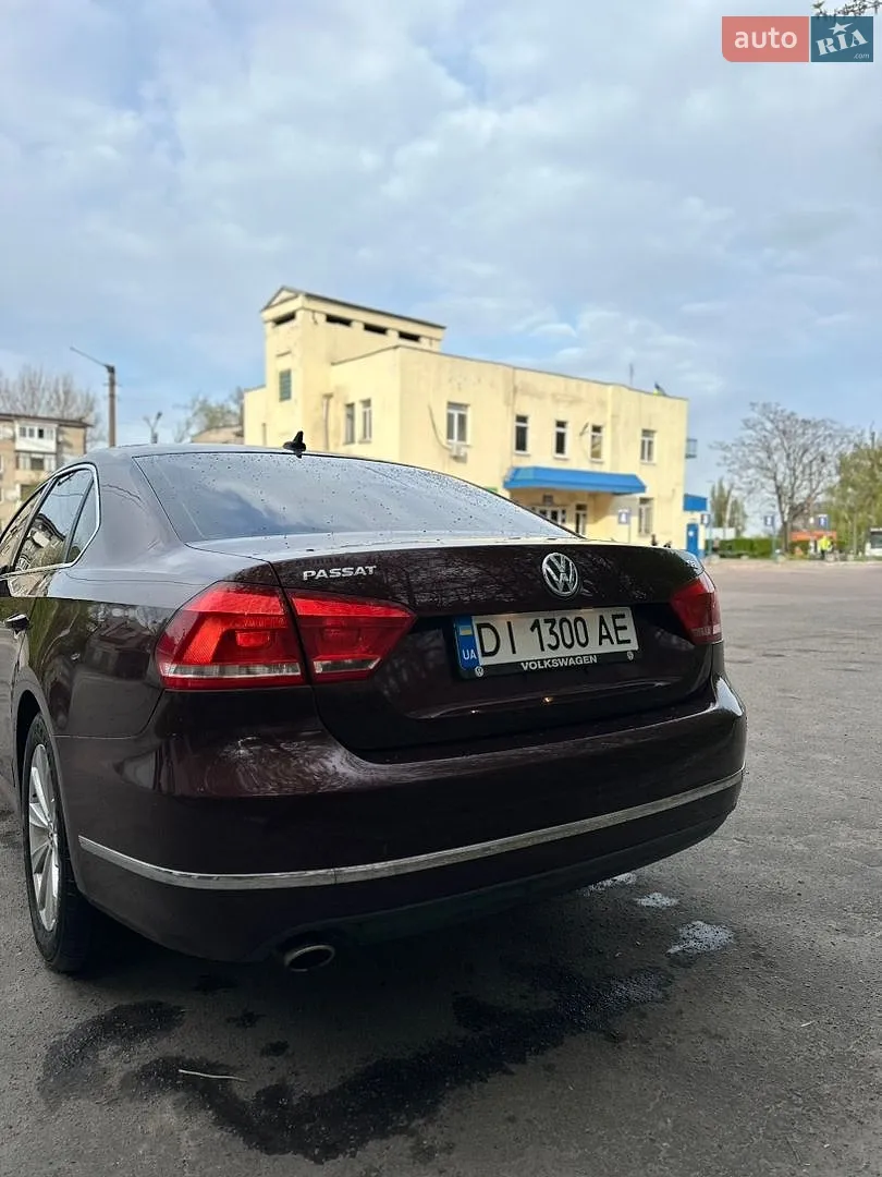 2011 Volkswagen Passat - мініатюра 6