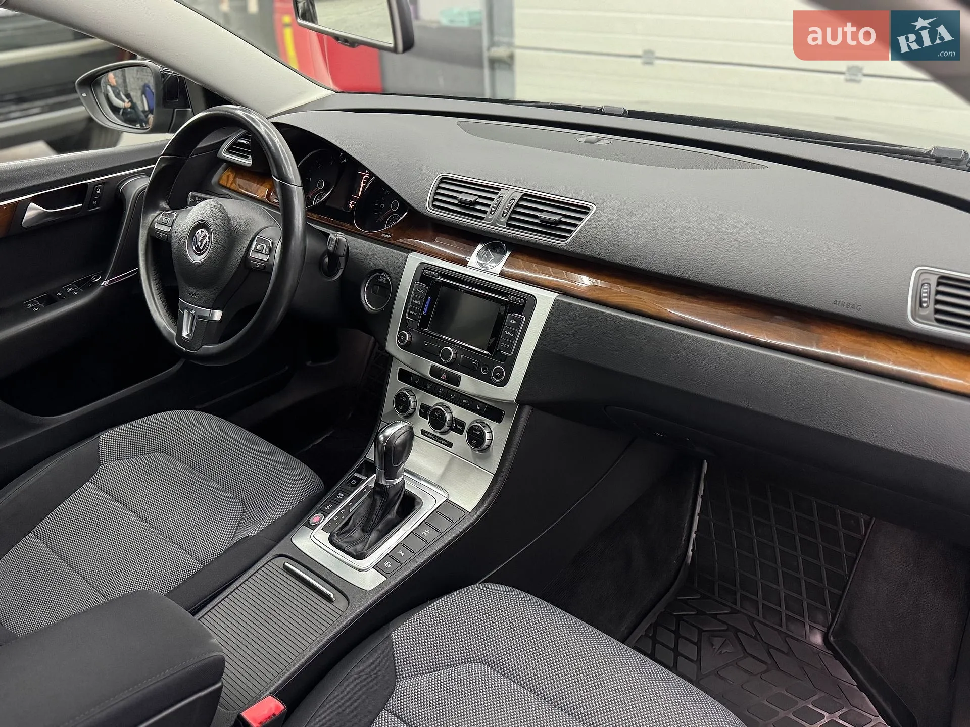 2013 Volkswagen Passat - мініатюра 24