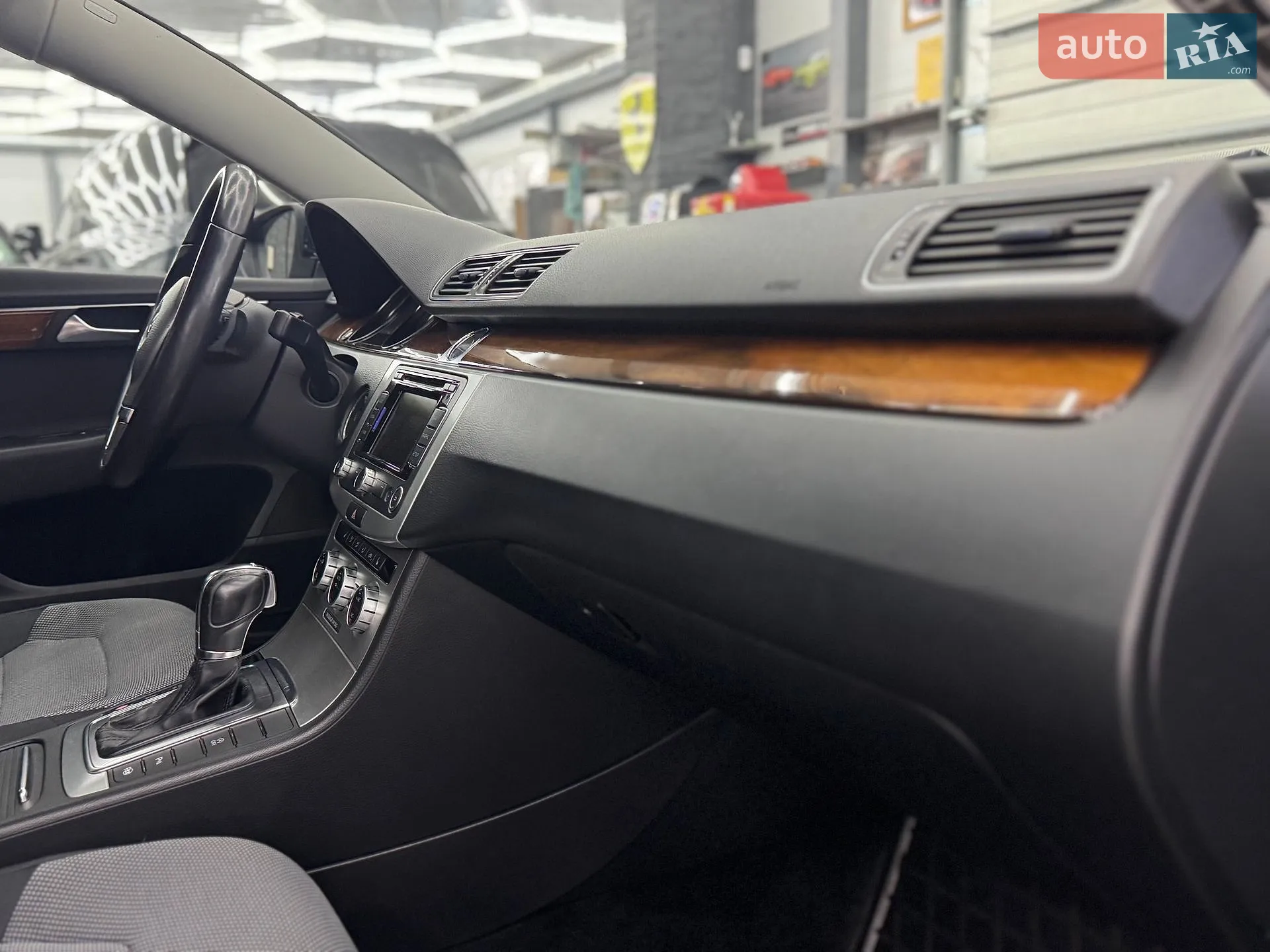 2013 Volkswagen Passat - мініатюра 26