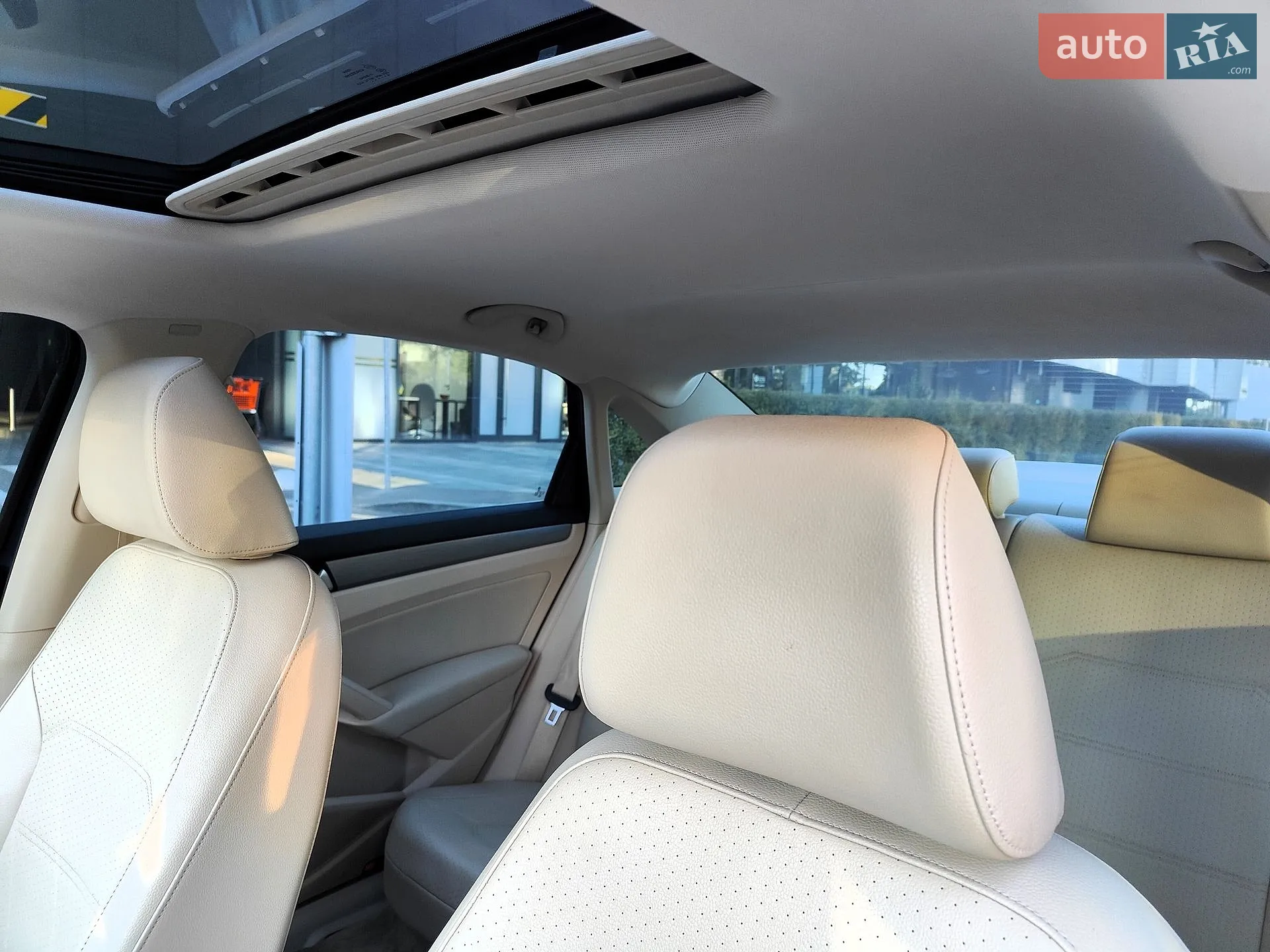 2014 Volkswagen Passat - мініатюра 43