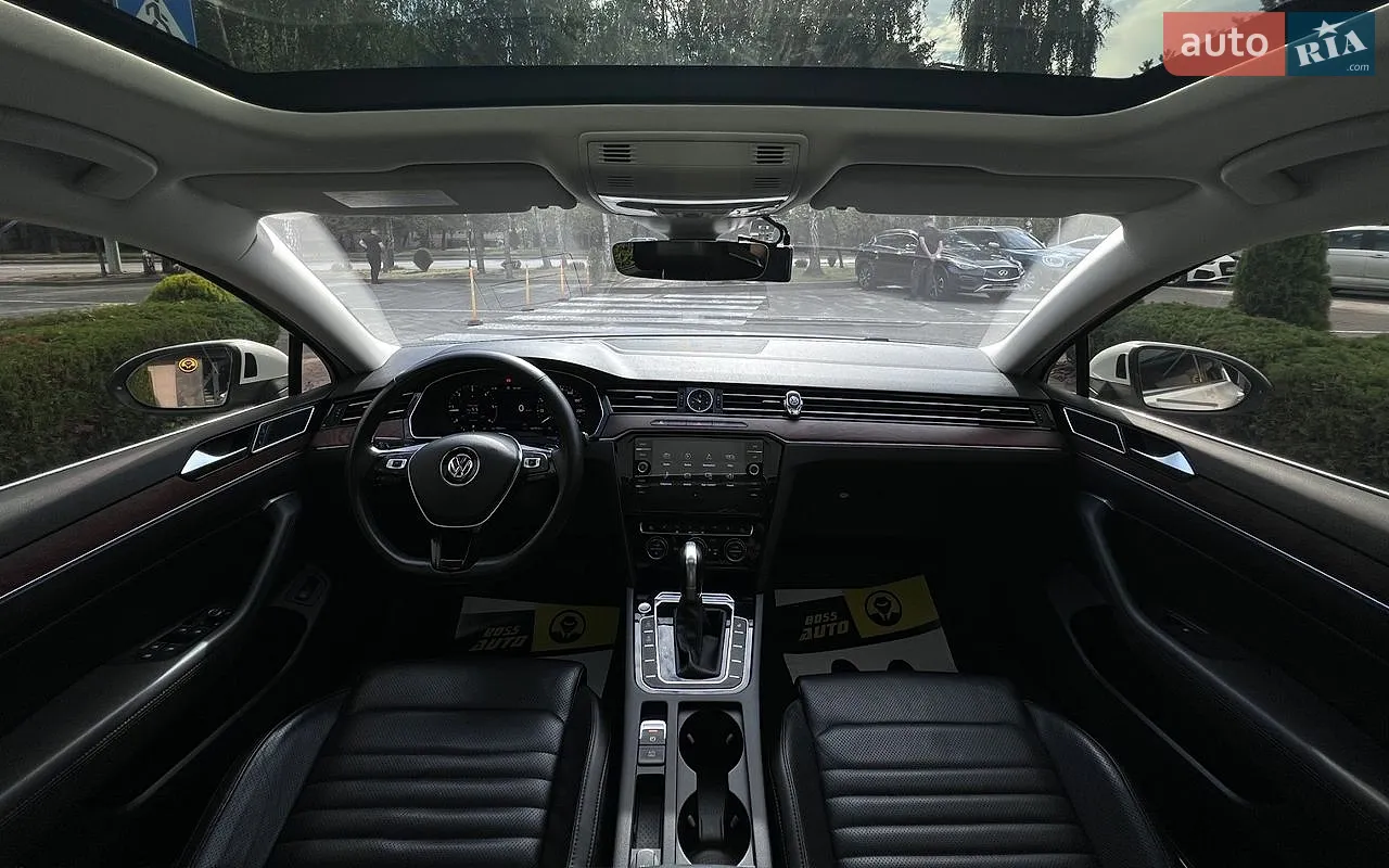 2018 Volkswagen Passat - мініатюра 12