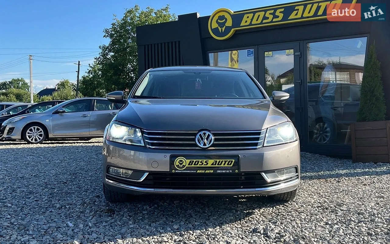 2012 Volkswagen Passat - мініатюра 2