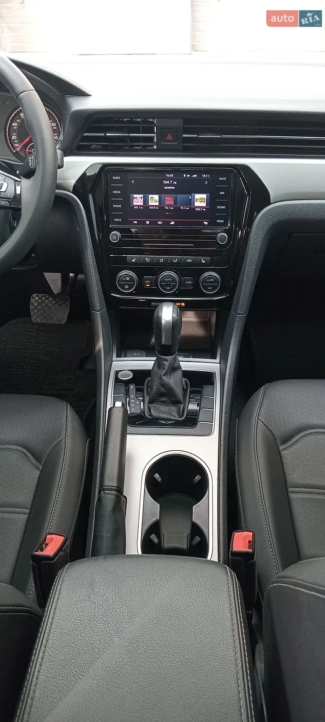 2021 Volkswagen Passat - мініатюра 14