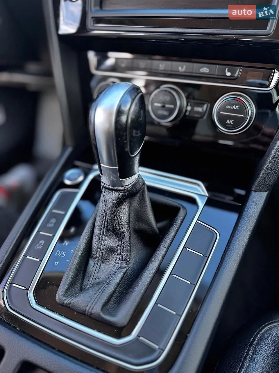 2015 Volkswagen Passat - мініатюра 42