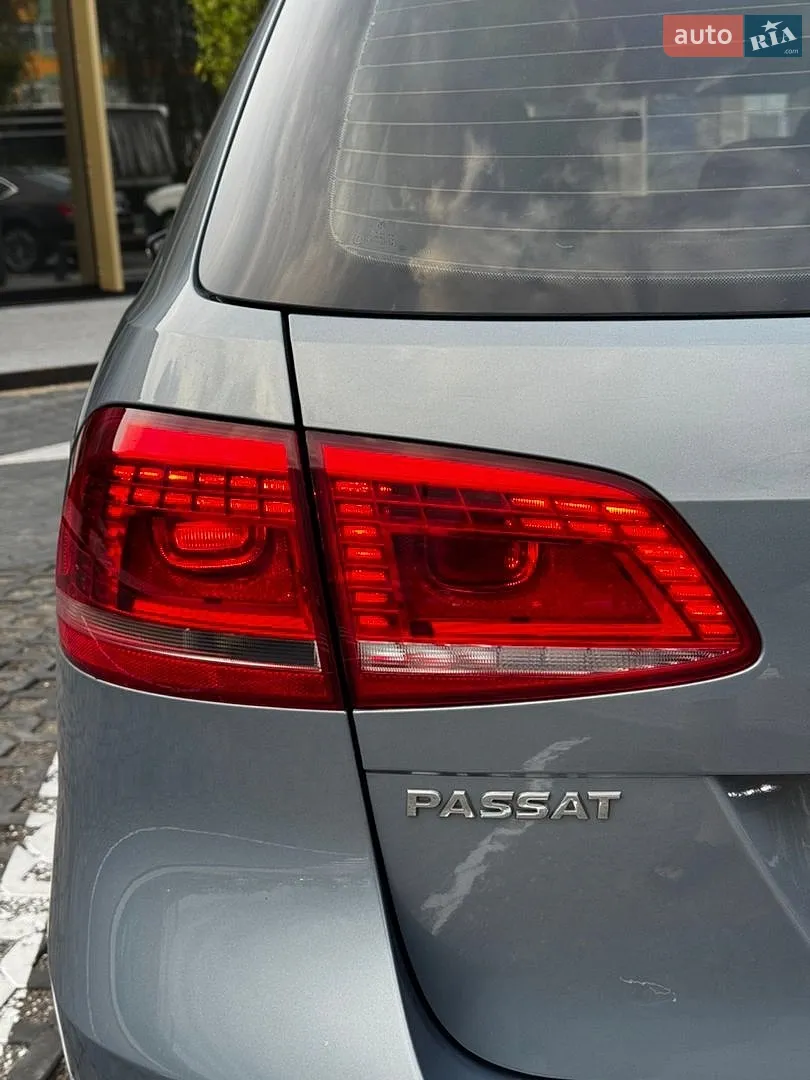 2013 Volkswagen Passat - мініатюра 25
