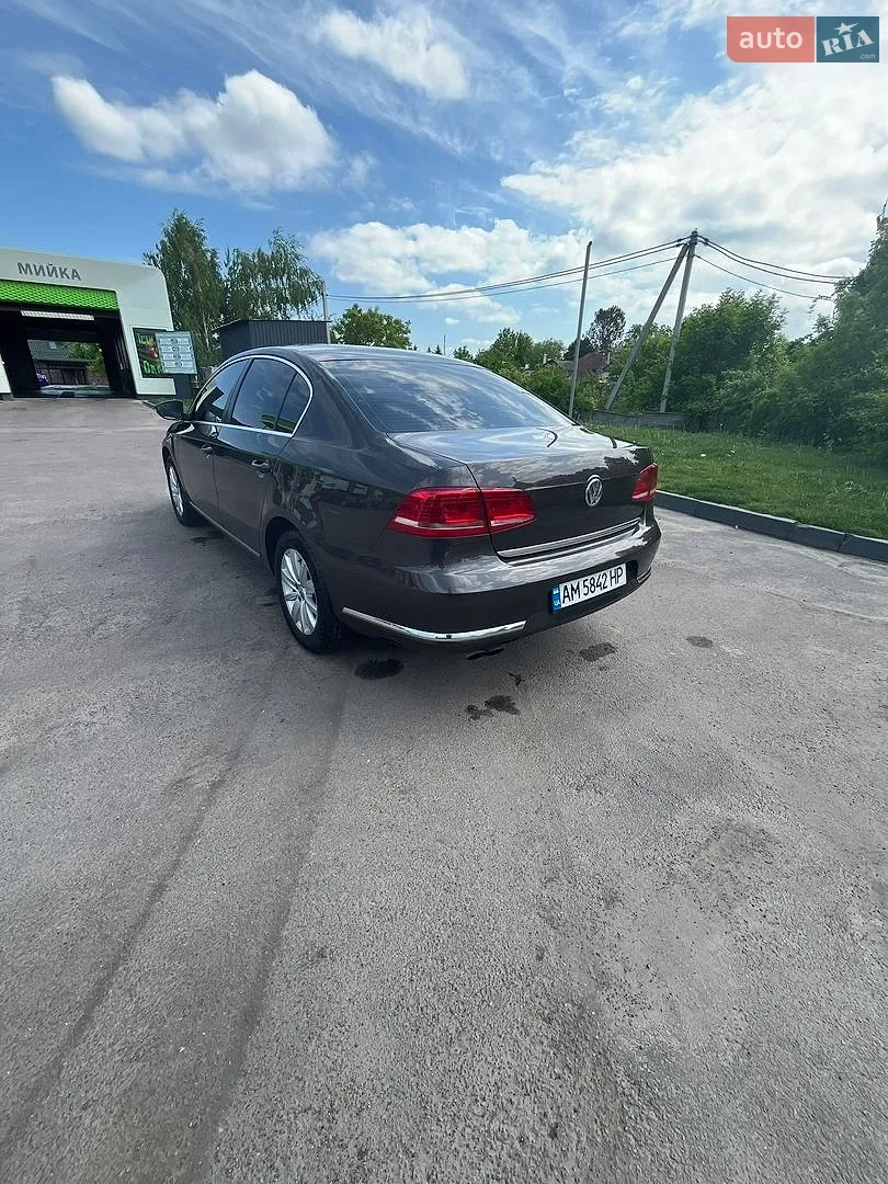 2013 Volkswagen Passat - мініатюра 7