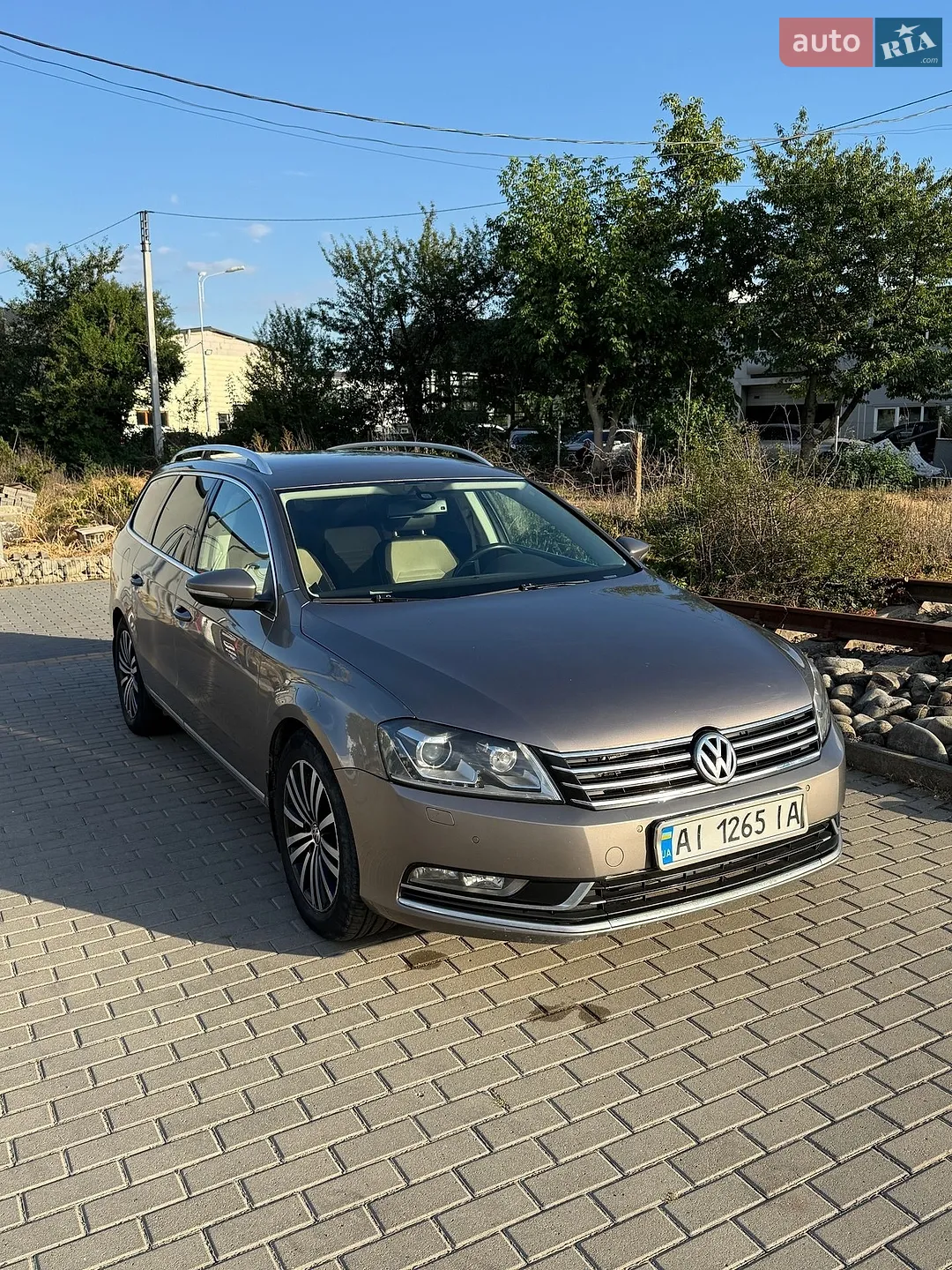 2011 Volkswagen Passat - фото 1