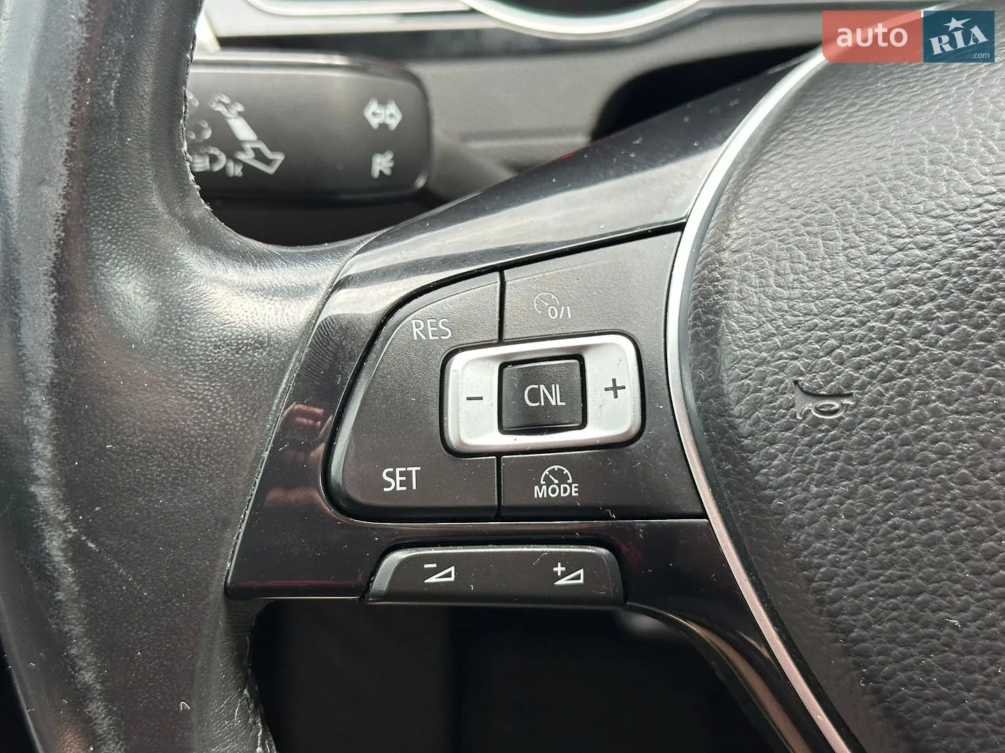 2017 Volkswagen Passat - мініатюра 29