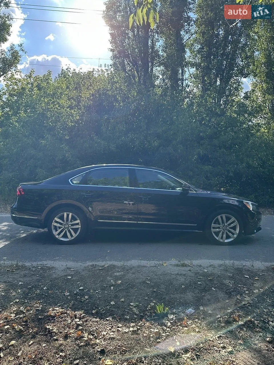 2017 Volkswagen Passat - мініатюра 8