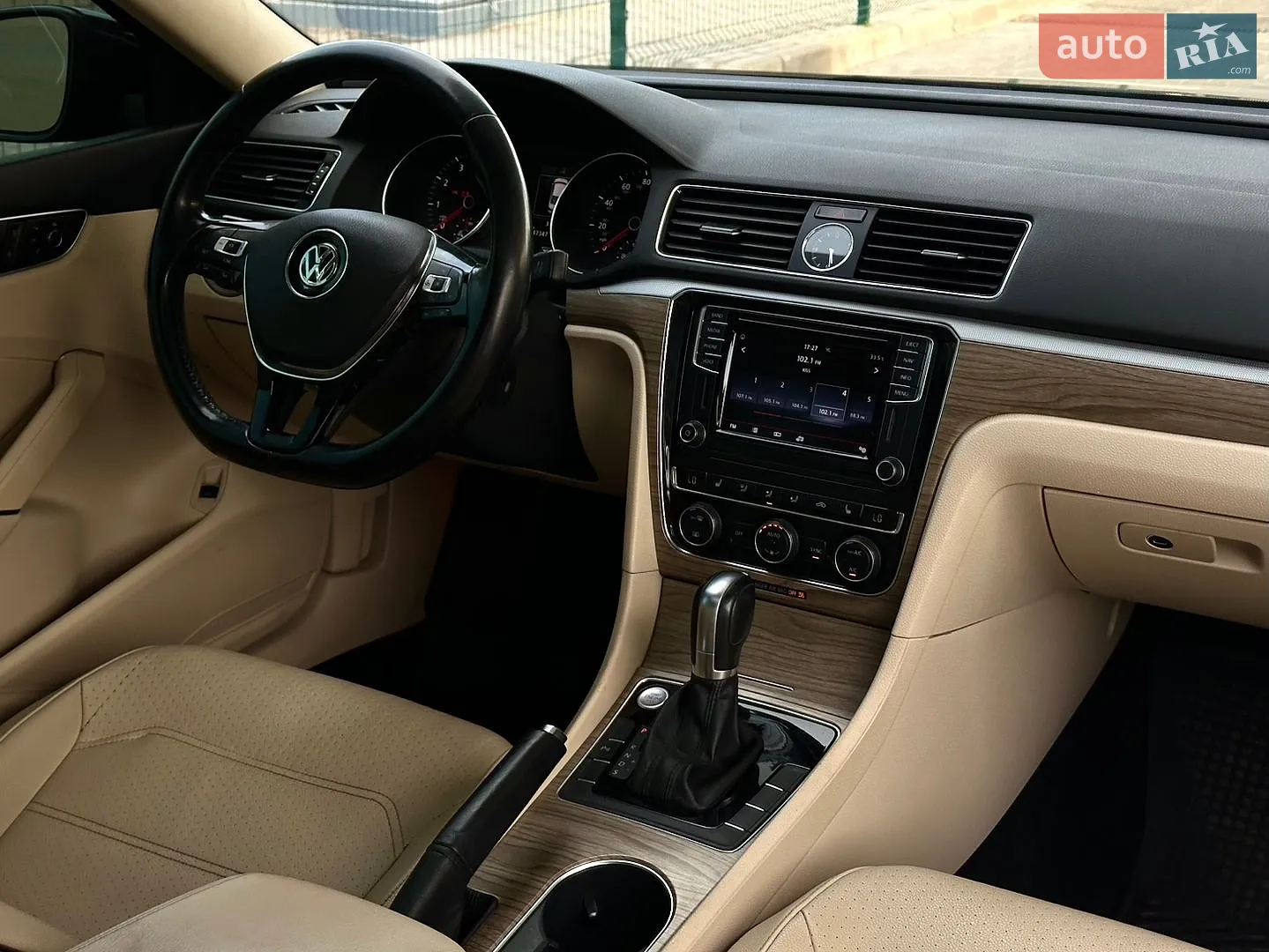 2016 Volkswagen Passat - мініатюра 9