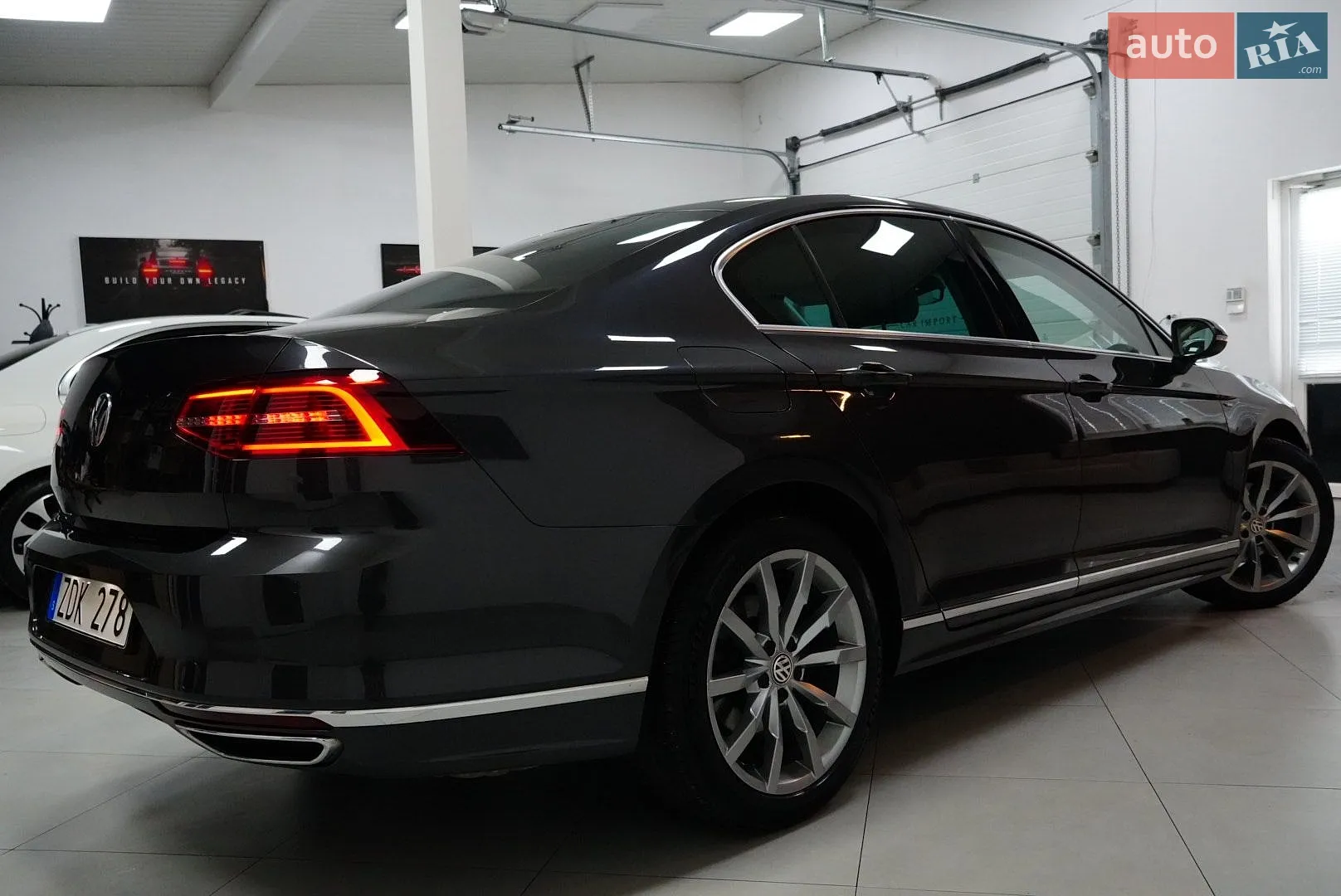 2018 Volkswagen Passat - мініатюра 9
