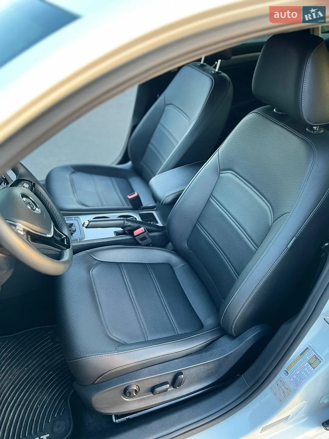 2020 Volkswagen Passat - мініатюра 6