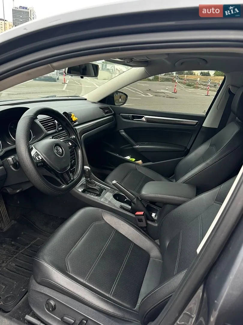 2018 Volkswagen Passat - мініатюра 4