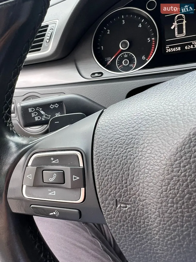 2011 Volkswagen Passat - мініатюра 18