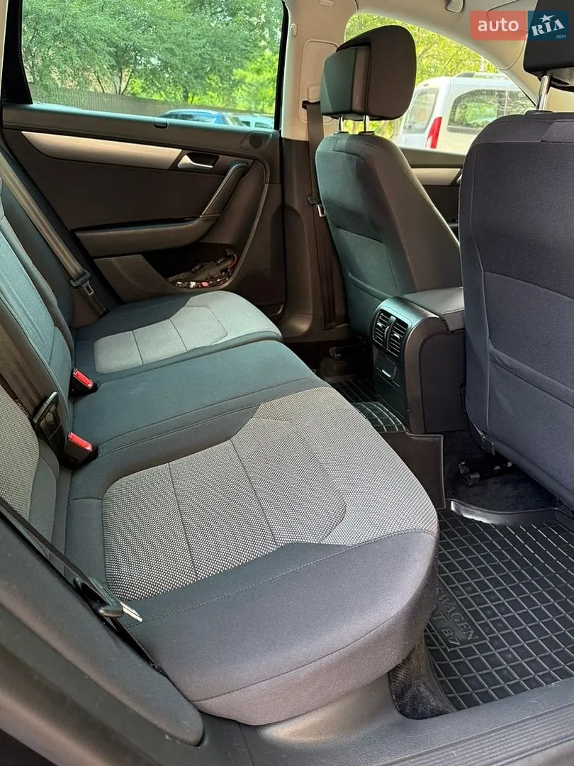 2011 Volkswagen Passat - мініатюра 33