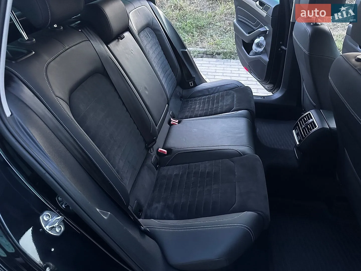 2020 Volkswagen Passat - мініатюра 24