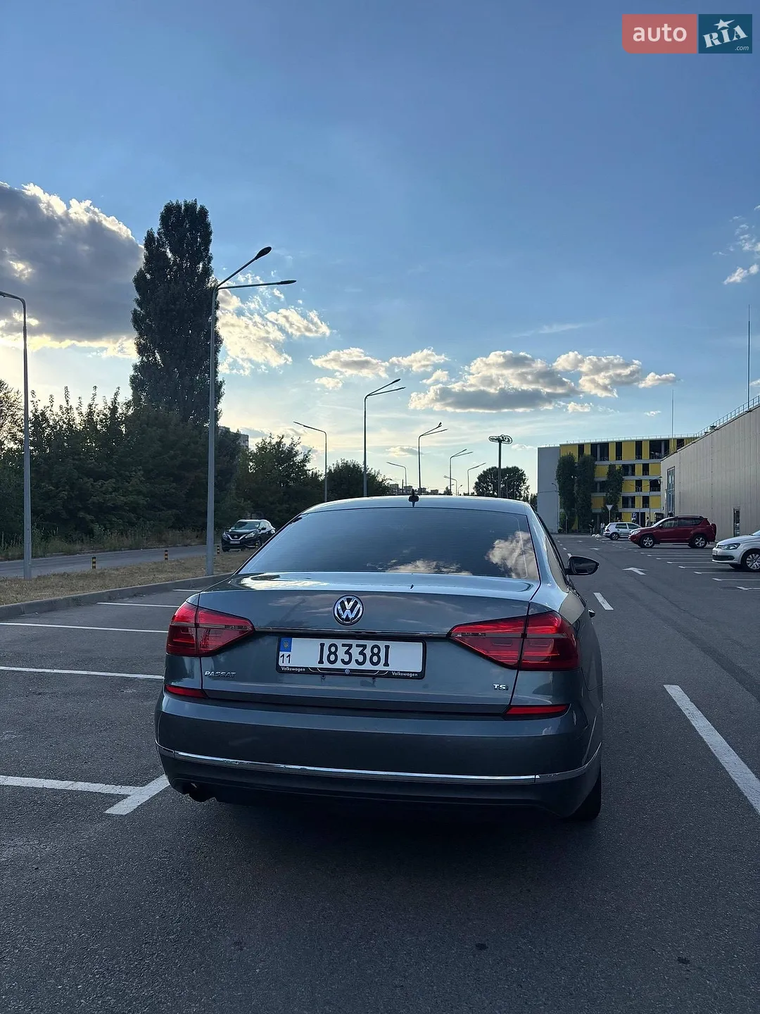2016 Volkswagen Passat - мініатюра 3