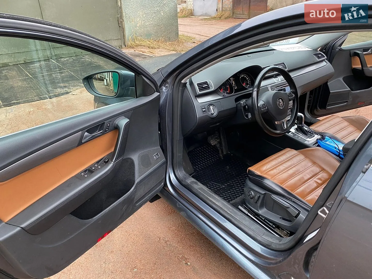 2011 Volkswagen Passat - мініатюра 3