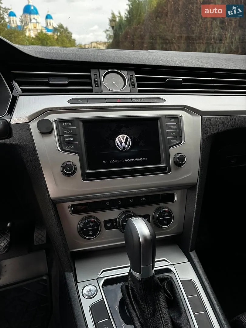2015 Volkswagen Passat - мініатюра 25