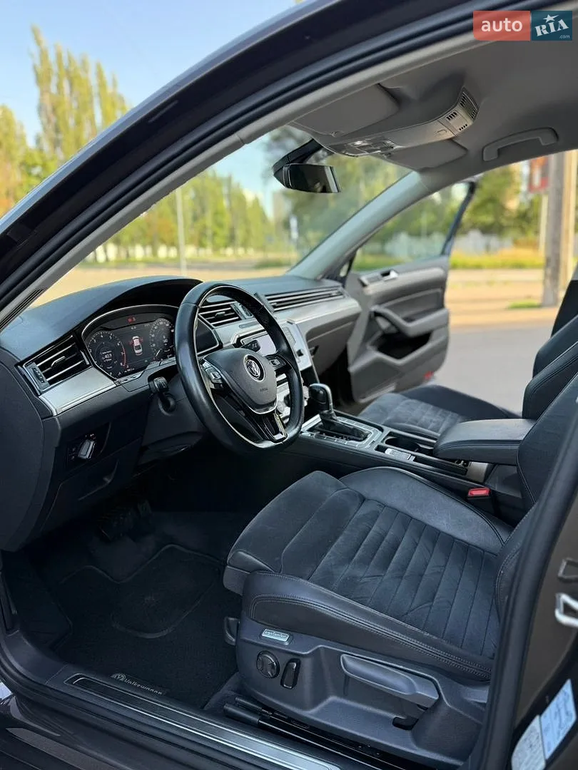 2016 Volkswagen Passat - мініатюра 22