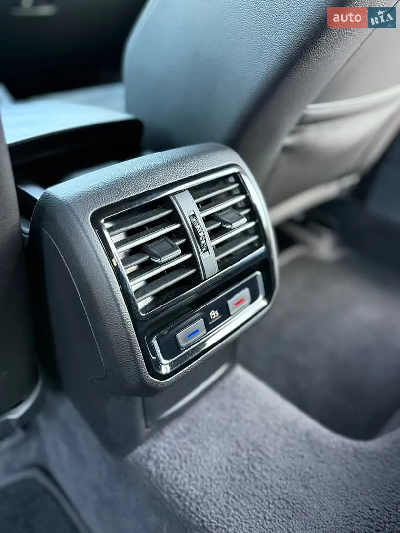 2016 Volkswagen Passat - мініатюра 32