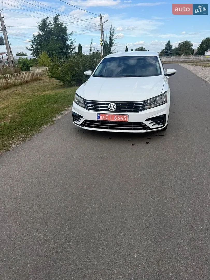 2017 Volkswagen Passat - мініатюра 2