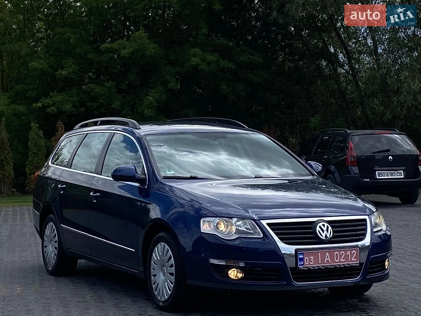 2010 Volkswagen Passat - мініатюра 2