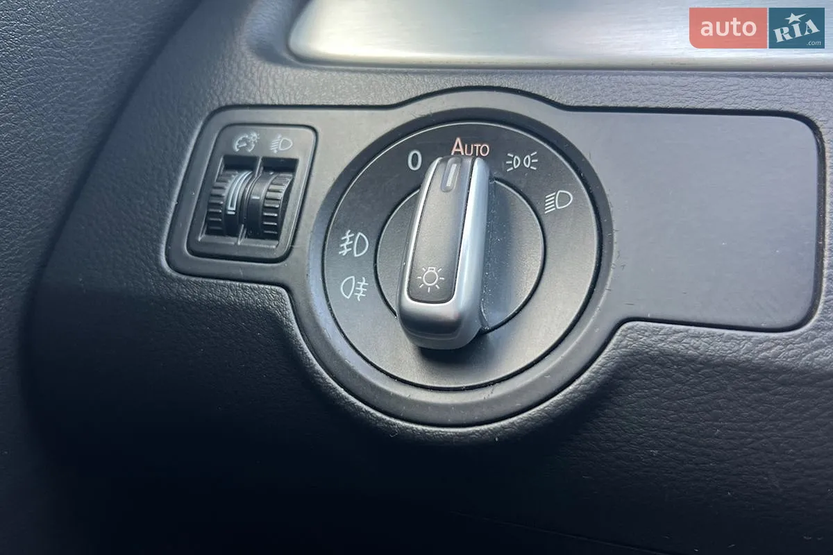 2011 Volkswagen Passat - мініатюра 14
