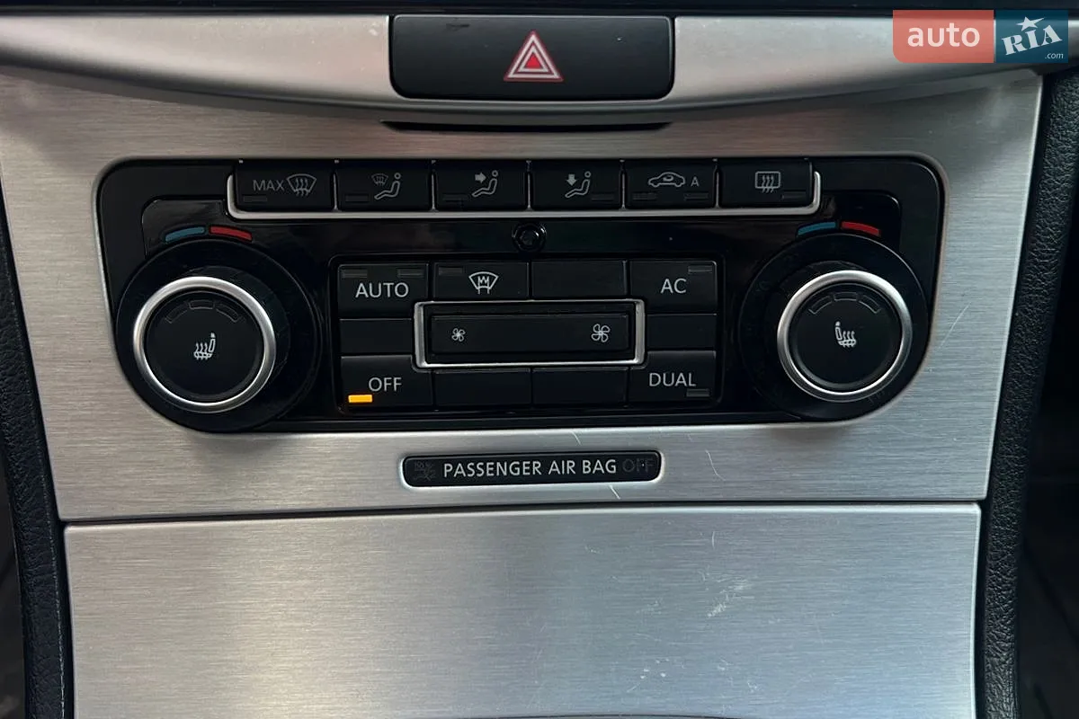 2011 Volkswagen Passat - мініатюра 20