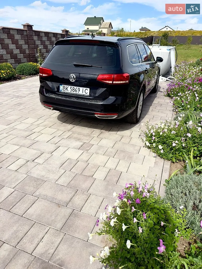 2017 Volkswagen Passat - мініатюра 10